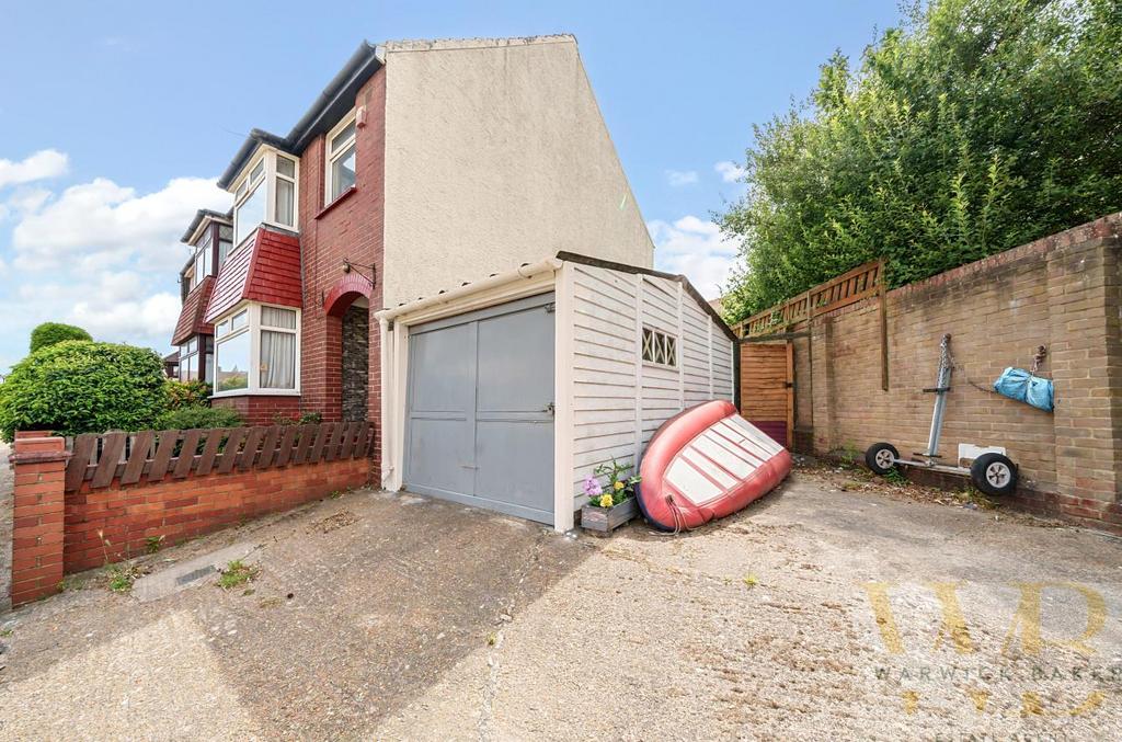 Old Shoreham Road, Shoreham By Sea 3 bed semidetached house for sale