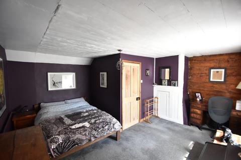 3 bedroom semi-detached house for sale, Lenham Heath Road, Sandway, ME17