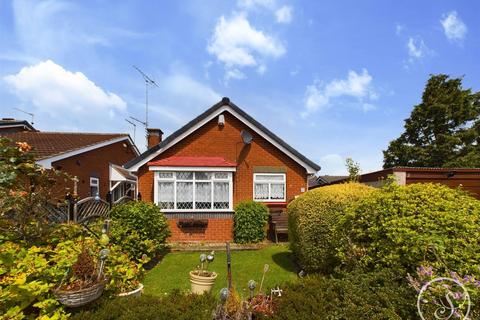 2 Birchfields Close, Leeds, LS14 2JE