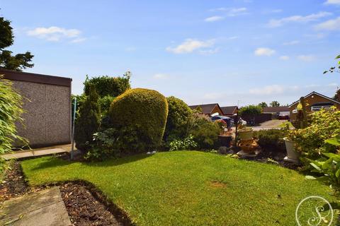 2 Birchfields Close, Leeds, LS14 2JE