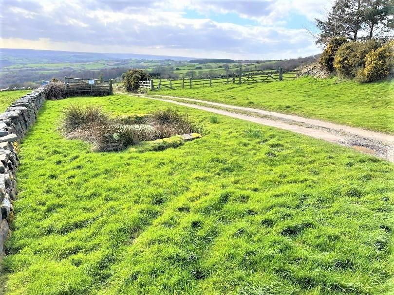 Topstone Farm, Aislaby 5 bed semidetached house £1,800 pcm (£415 pw)