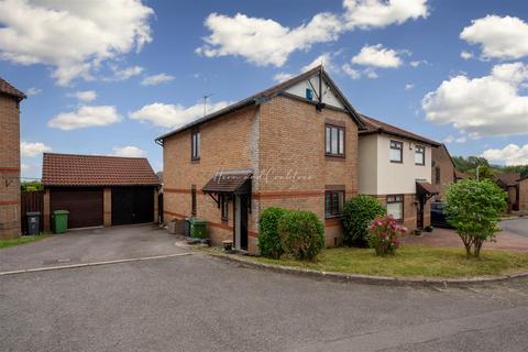 3 bedroom detached house for sale - Branwen Close, Culverhouse Cross , Cardiff