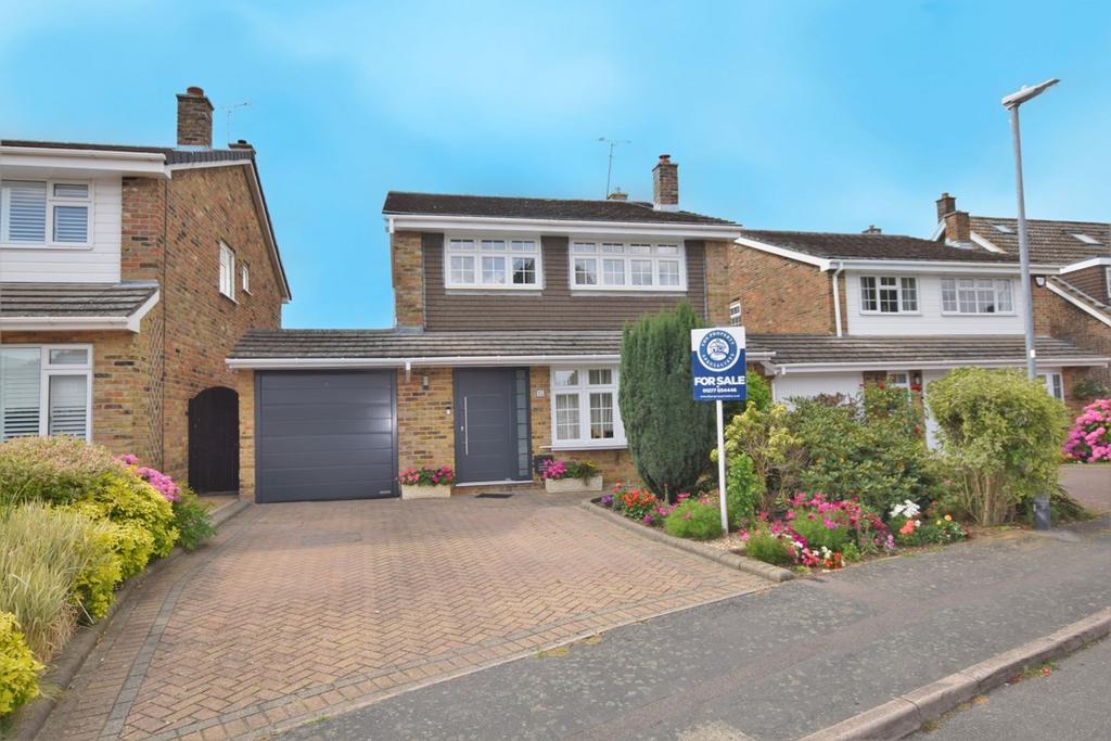 Chestwood Close, Billericay, CM12 4 bed detached house £815,000