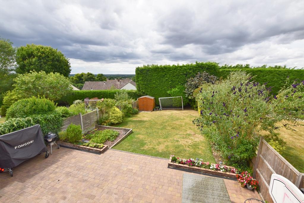 Chestwood Close, Billericay, CM12 4 bed detached house £815,000