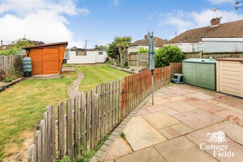 2 bedroom semi-detached bungalow for sale, Alexandria Drive, Rayleigh