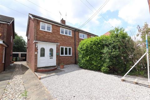 32 Tennyson Road, Hutton, Brentwood, CM13 2SJ