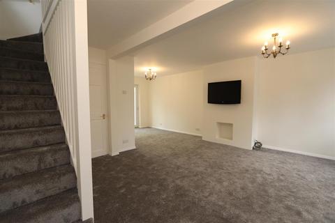 32 Tennyson Road, Hutton, Brentwood, CM13 2SJ