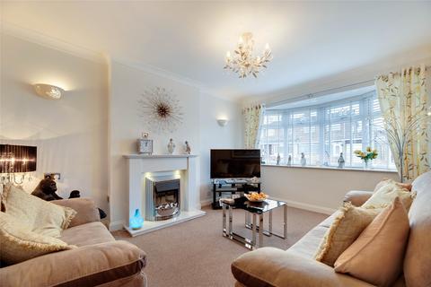33 Briardene Drive, Gateshead, NE10 8AN