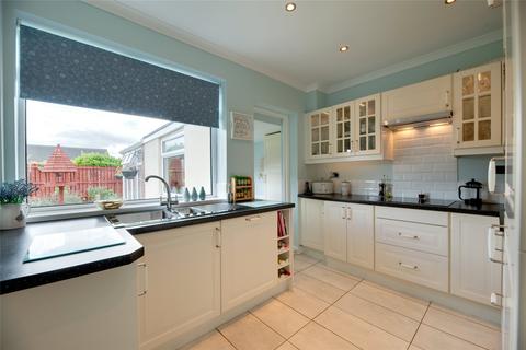 33 Briardene Drive, Gateshead, NE10 8AN