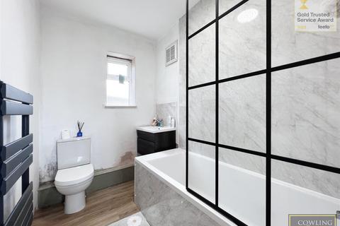 42 Appletree Way, Wickford, SS11 8JN