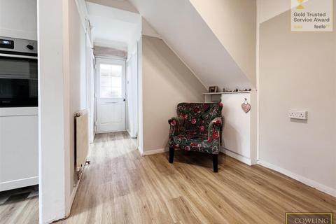 42 Appletree Way, Wickford, SS11 8JN