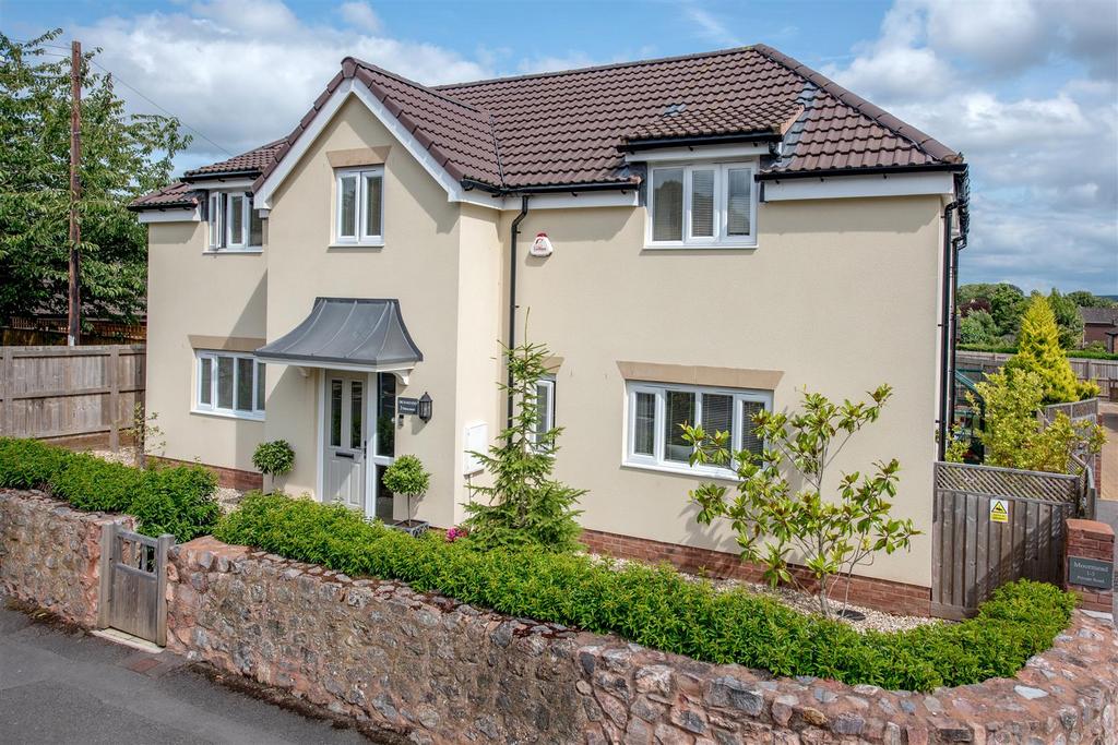 Middleway, Taunton 4 bed detached house for sale £695,000