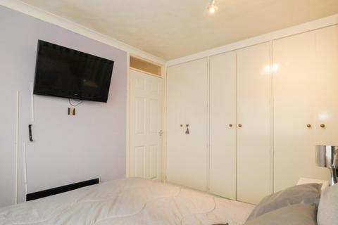 5 Ashby View, Leeds, LS13 3AG