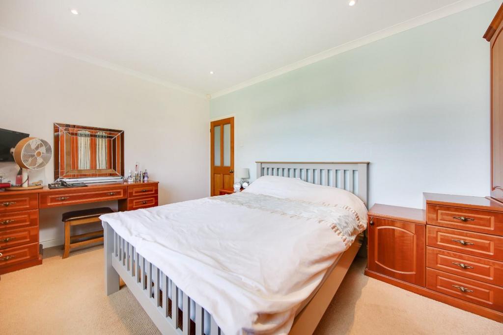 16 Bedroom Two.jpg