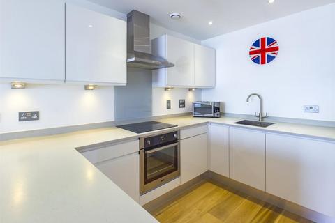 2 bedroom flat to rent, The Blake Building, Ocean Village, Southampton