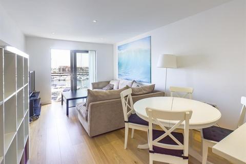 2 bedroom flat to rent, The Blake Building, Ocean Village, Southampton