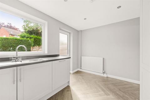 2 bedroom semi-detached house for sale, Turnberry Rise, Leeds
