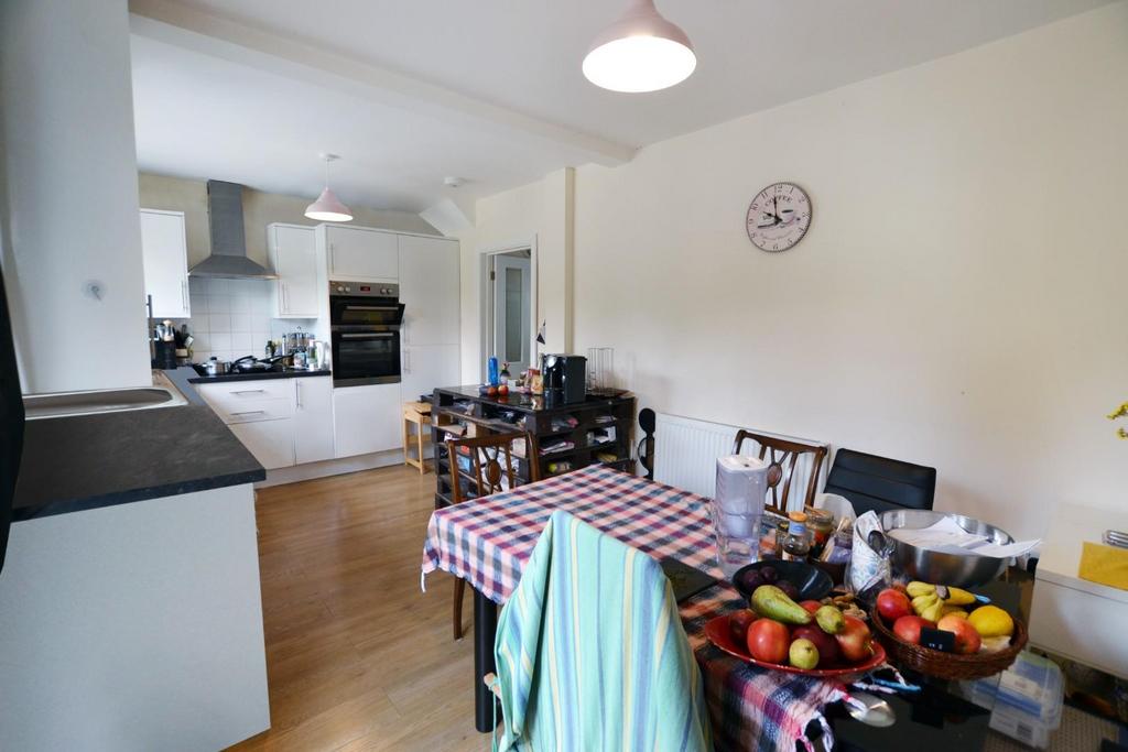 Withywood Road, Bristol, BS13 3 bed terraced house for sale £260,000