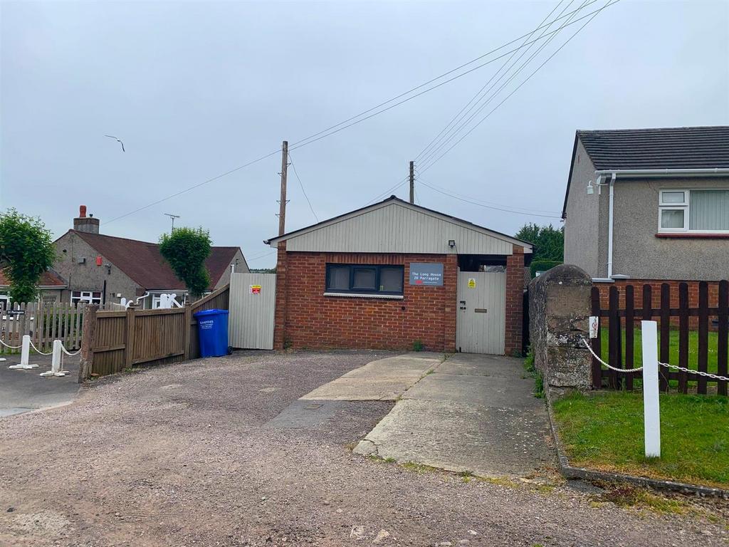 Cinderford office for let Property to rent £650 pcm (£150 pw)