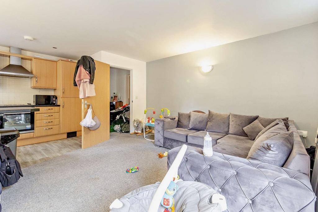 Oaken Royd Croft, Elsecar, Barnsley, S74 2 bed flat for sale £95,000