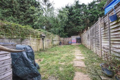 29 Mistley Close, Bexhill-on-sea, TN40 2TD