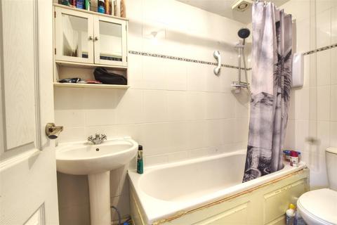 29 Mistley Close, Bexhill-on-sea, TN40 2TD