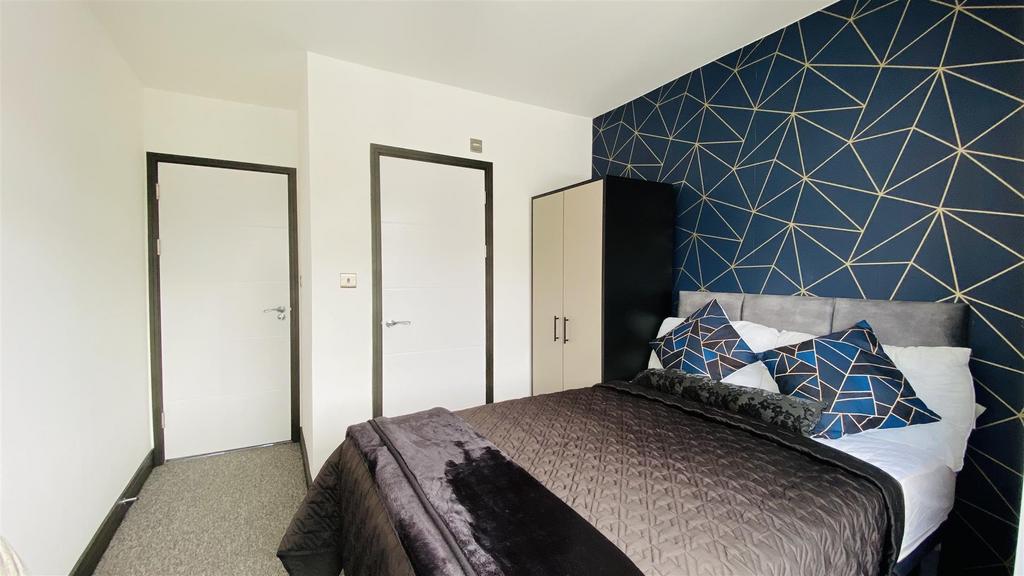 Room 5 En-suite