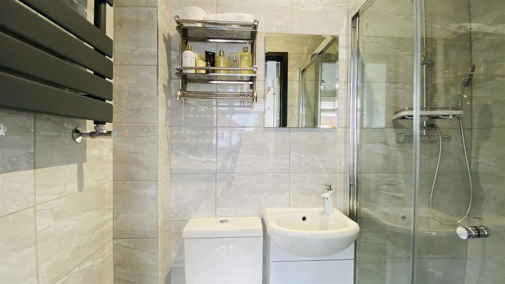 Room 5 En-suite