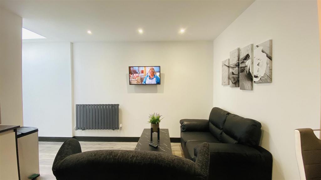 Kitchen/Lounge