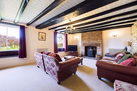 4 bedroom cottage for sale, Cross Hill, Hunmanby, Filey