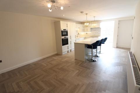 3 bedroom end of terrace house for sale, West Shaw, Oxenhope, Keighley, BD22