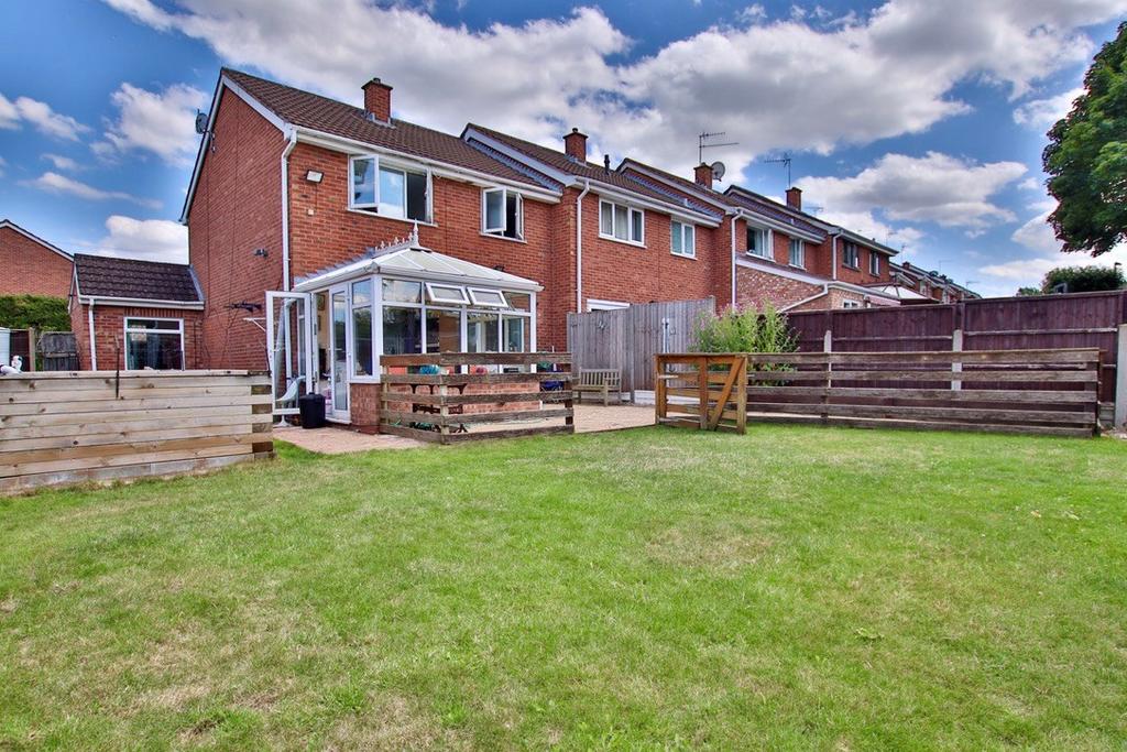 Eliot Road, Beechwood Park, Worcester, WR3 3 bed end of terrace house