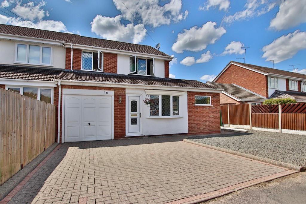 Eliot Road, Beechwood Park, Worcester, WR3 3 bed end of terrace house