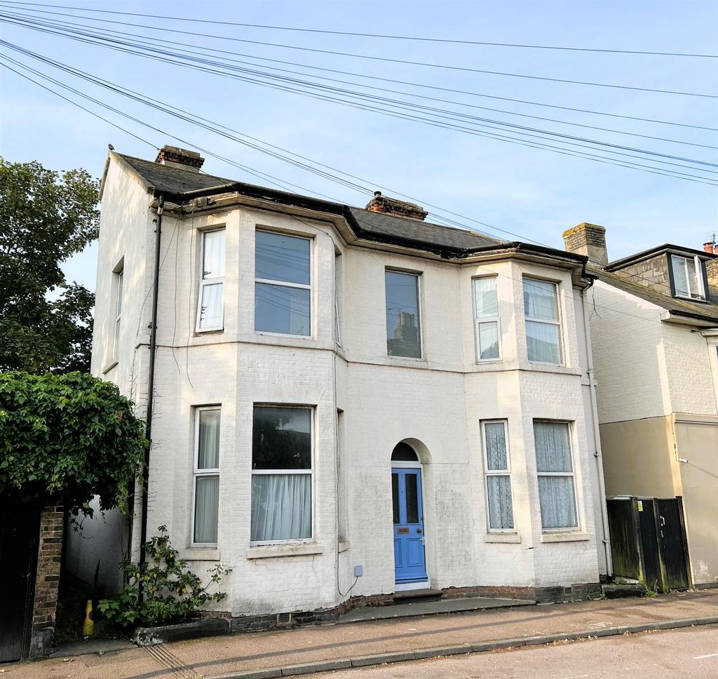 Gilford Road, Deal, CT14 3 bed detached house for sale £595,000