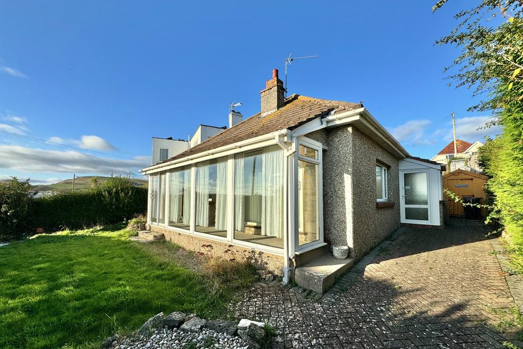 MOOR ROAD, SWANAGE 3 bed detached bungalow for sale £595,000
