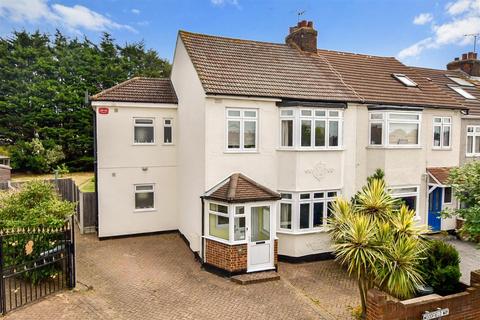 18 Woodfield Way, Hornchurch, RM12 4JA