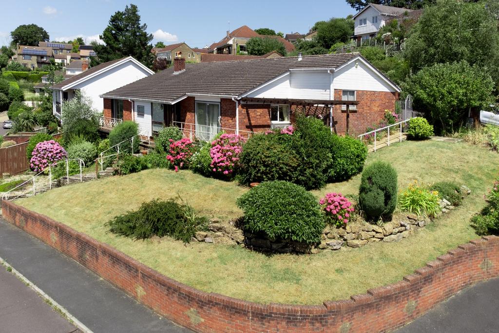 Rowley Road, Glastonbury 3 bed detached house £400,000