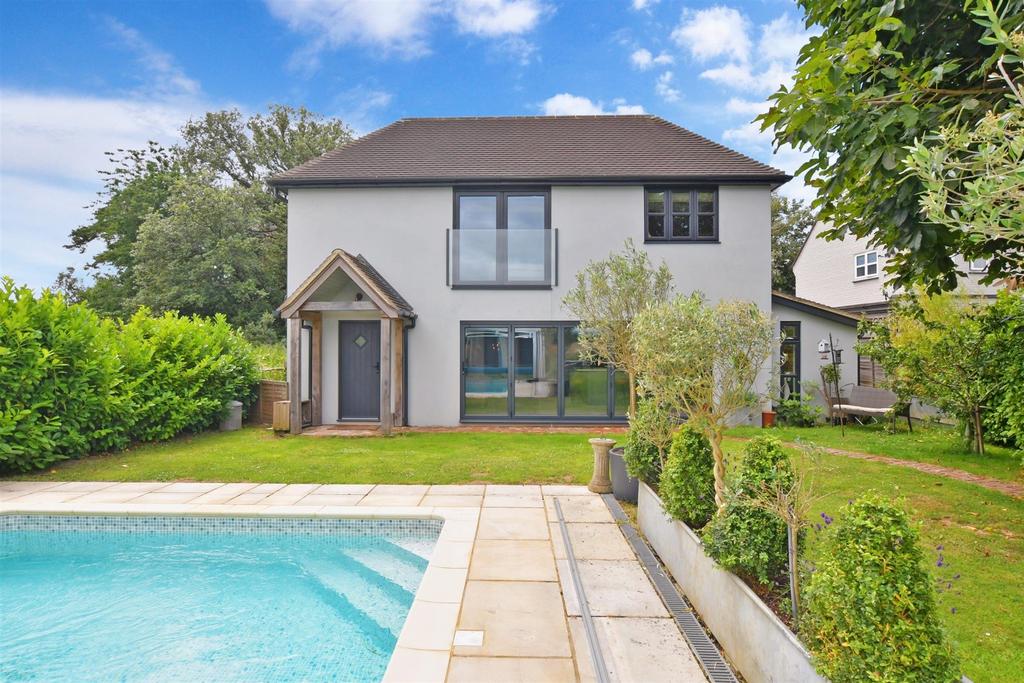 Barnham Road, Eastergate, Chichester... 5 bed detached house £950,000