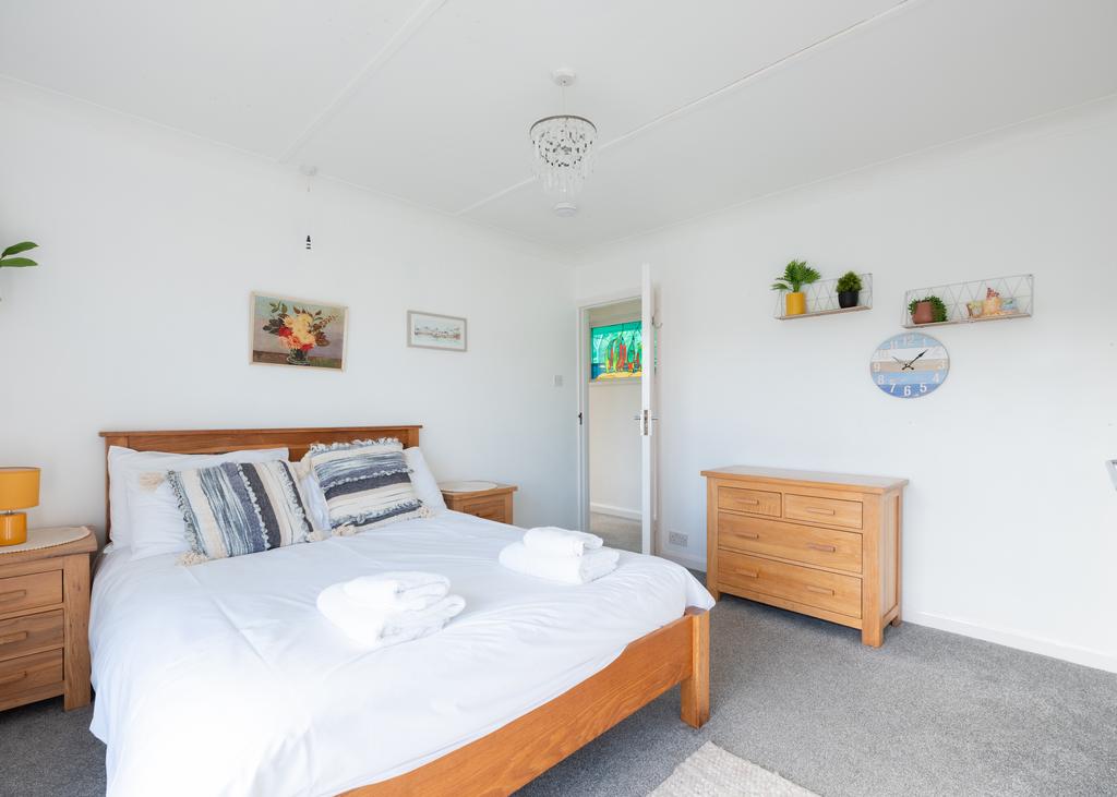 6632679d3a7bd Beach Haven-52