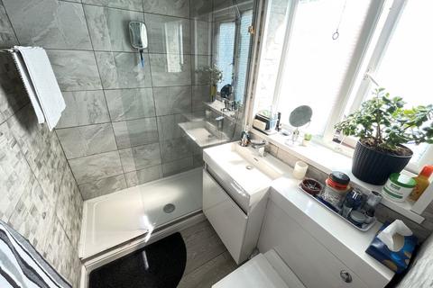 Flat 1, Kingfisher Lodge, 1 Park Road, Jarrow, NE32 5JH