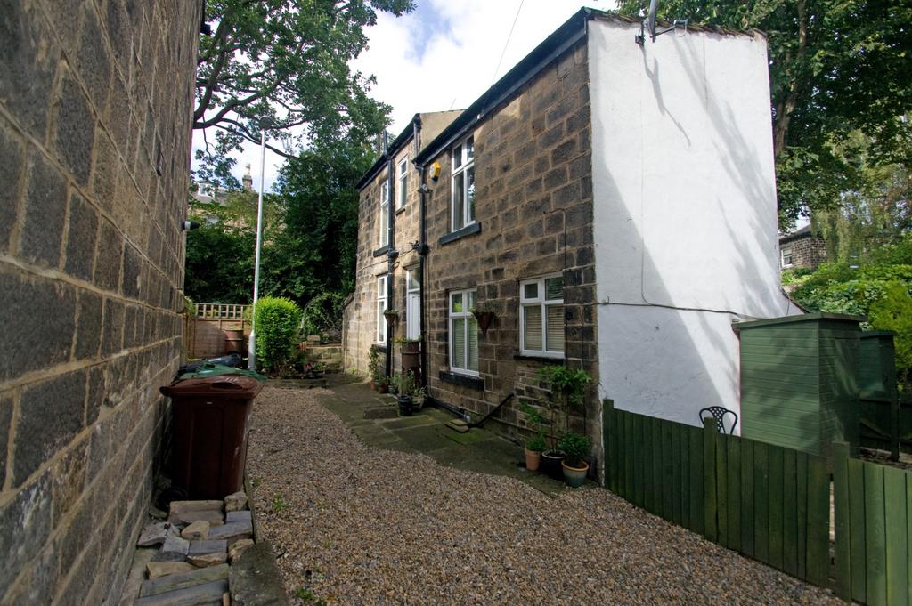 Cottage Road, Far Headingley, Leeds, LS6 2 bed detached house £1,395