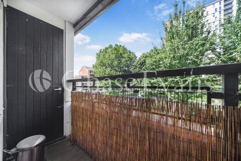 28 Burcham Street, London, E14 0SH