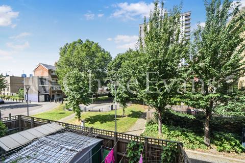 28 Burcham Street, London, E14 0SH