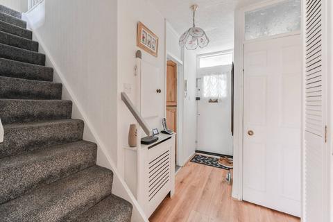 13 Wyllen Close, London, E1 4HQ
