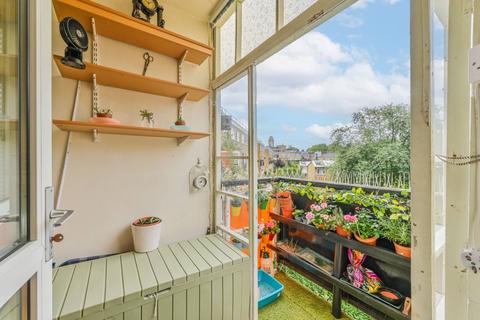 13 Wyllen Close, London, E1 4HQ