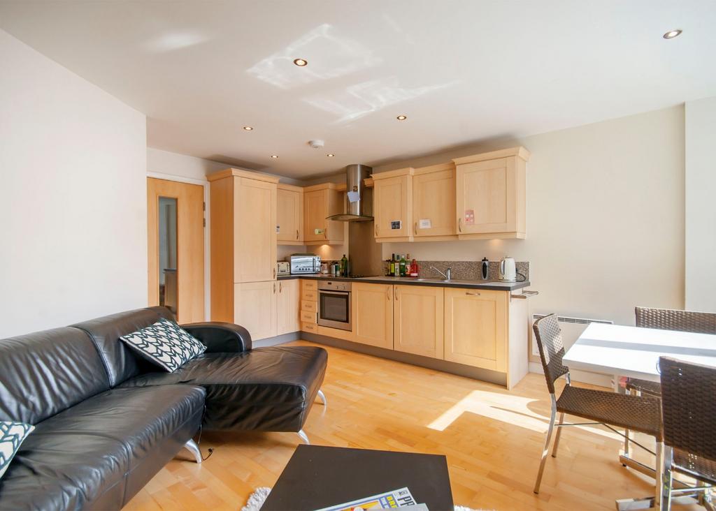 Apartment in Nottingham - View 3