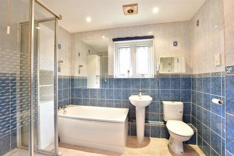 29 Acorn Place, Langdon Hills, Basildon, SS16 6RJ