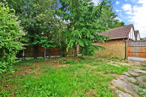 29 Acorn Place, Langdon Hills, Basildon, SS16 6RJ