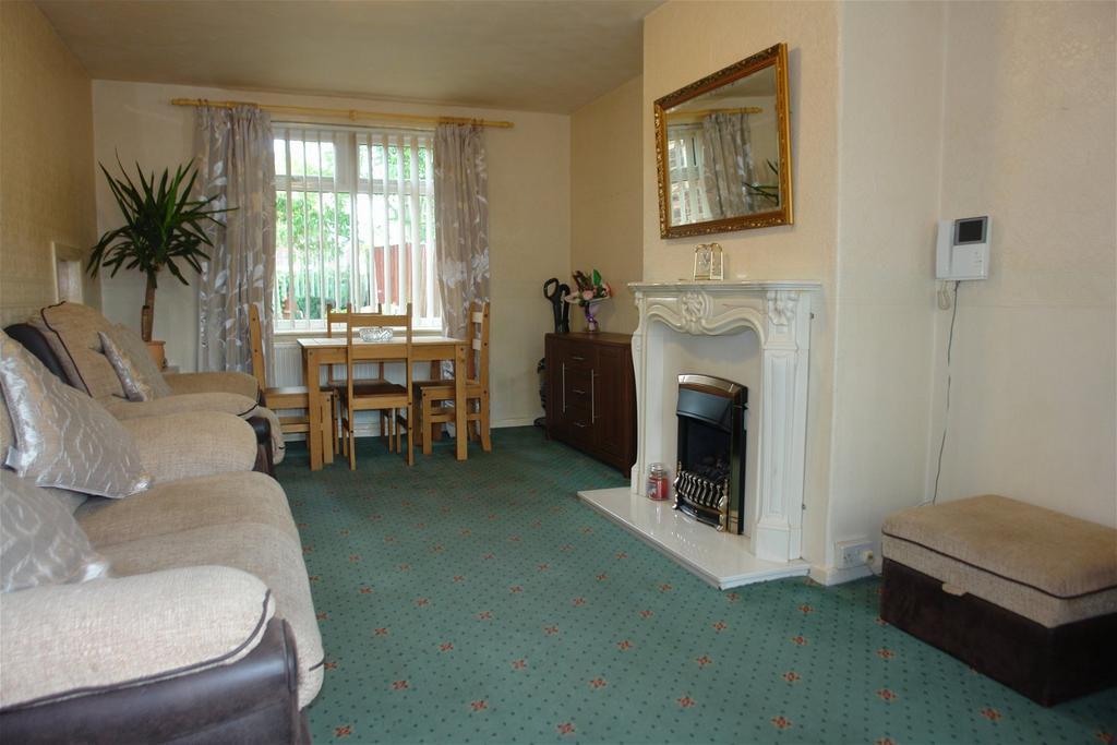 St Marys Road, Moston 3 bed semidetached house £200,000