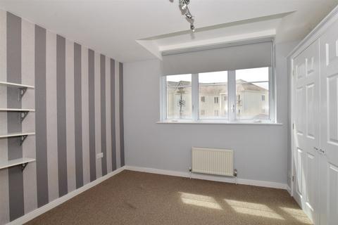 12 Booth Close, Snodland, ME6 5SG